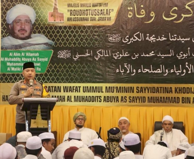 Hadiri Haul Abuya Assayyid Muhammad Bin Alawi Al-Maliki, Kapolres Pasuruan Ajak Ulama Tetap Jaga NKRI